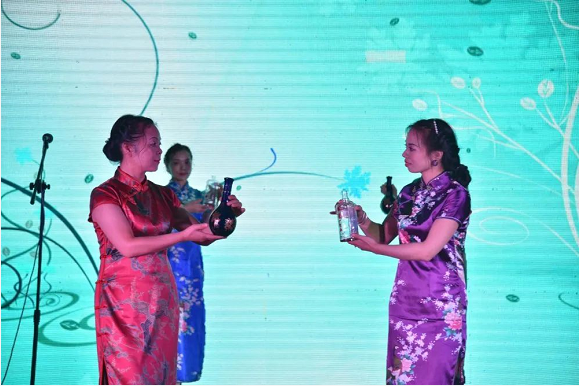 泸州观宇玻璃.png 泸州观宇玻璃.png